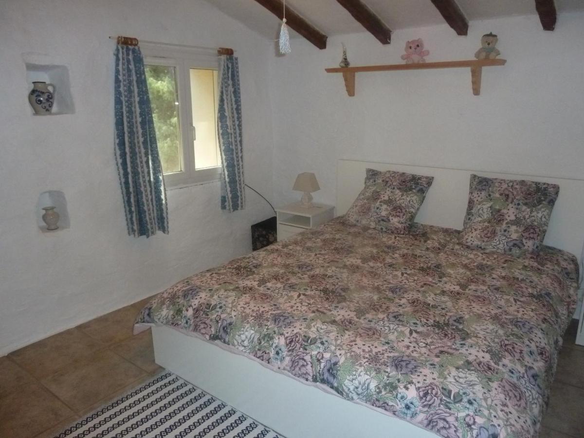 Villa Les Oliviers Draguignan Bagian luar foto